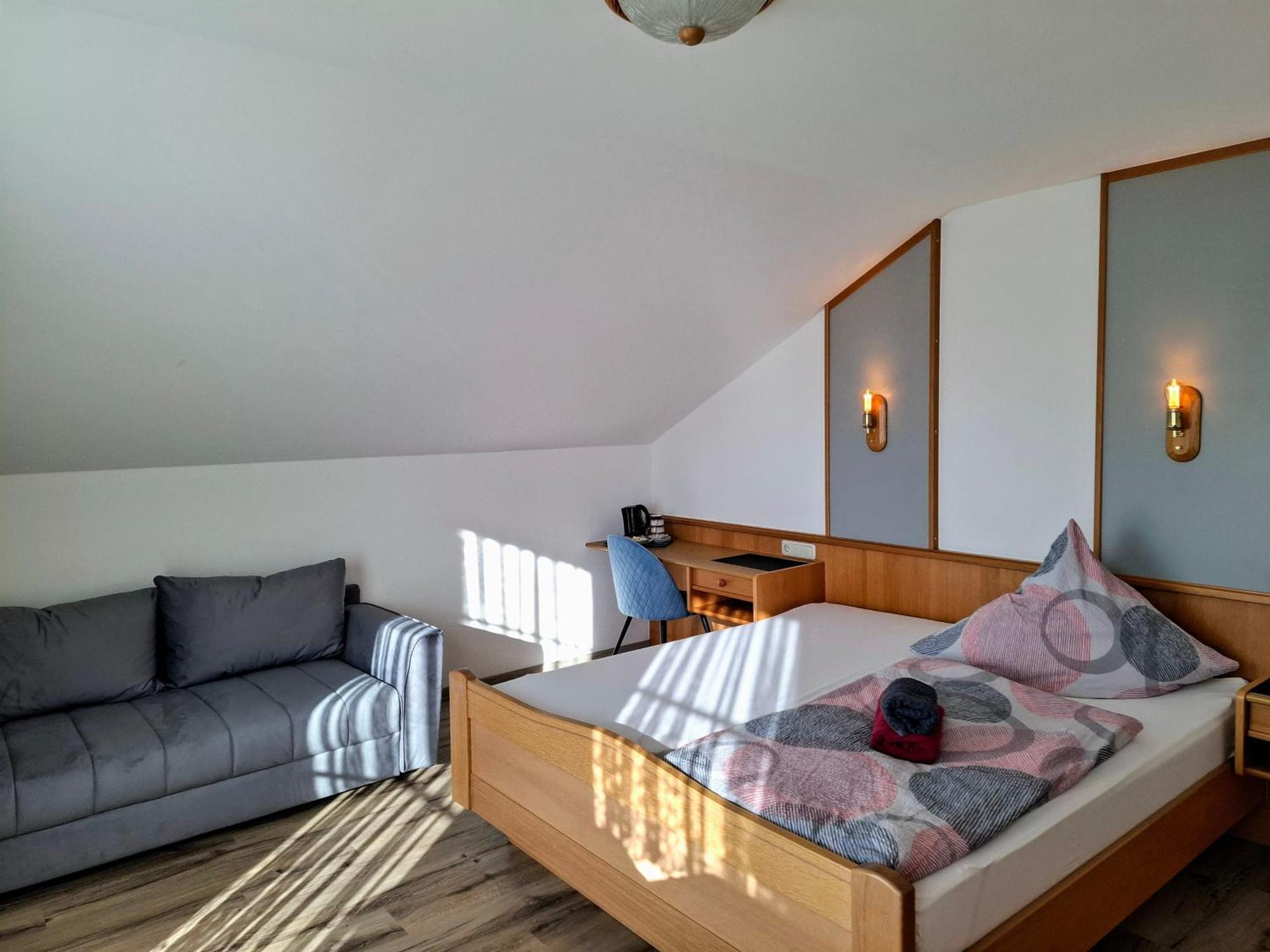 Fruehstuecks-Pension Lichtenauer Hof Thyrnau Room photo